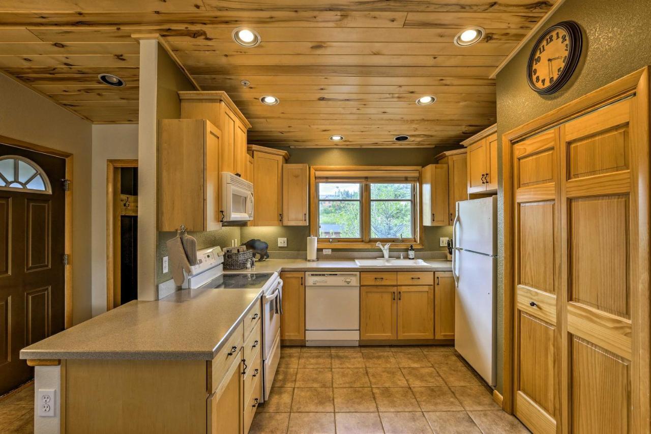 Mountain-View Condo With Deck Walk To Гранд Лейк Екстериор снимка
